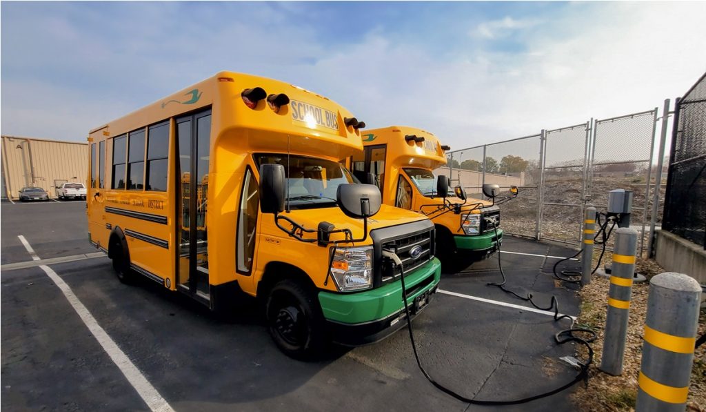 california-autobuses-escolares