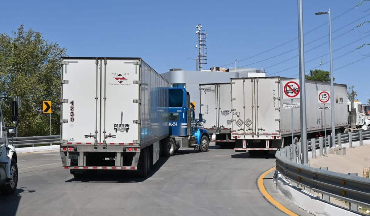 Pese A Retrasos En Cruces Fronterizos, Autotransporte Establece Un