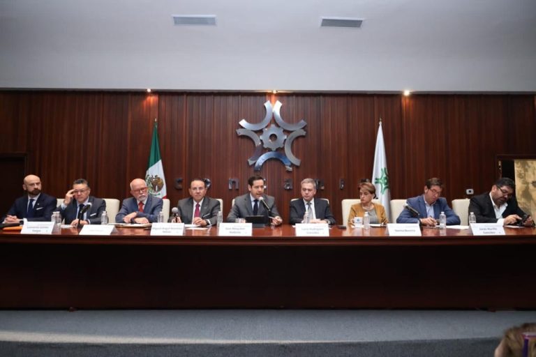 Urge un protocolo nacional contra la inseguridad carretera: Concamin