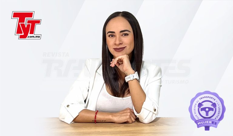 Raquel Villegas, la mujer mexiquense que canta y dirige una flota
