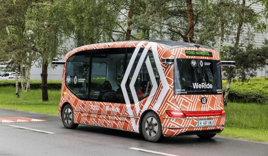 Minibus-autonomo-Renault-WeRide