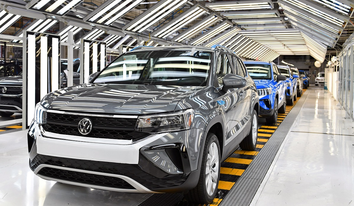 Volkswagen De México Produce 42 7 Más En Los Primeros Cinco Meses De