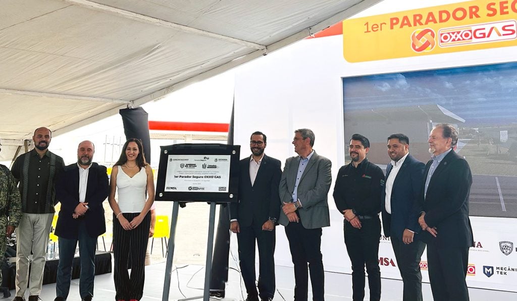 OXXO-GAS-primer-parador-seguro
