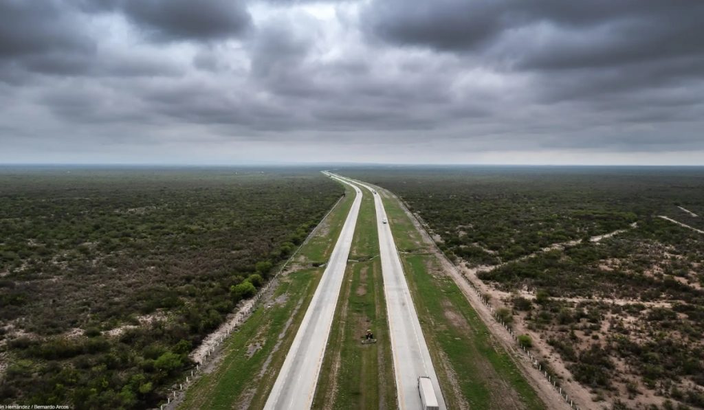 Carretera-Monterrey-NuevoLaredo