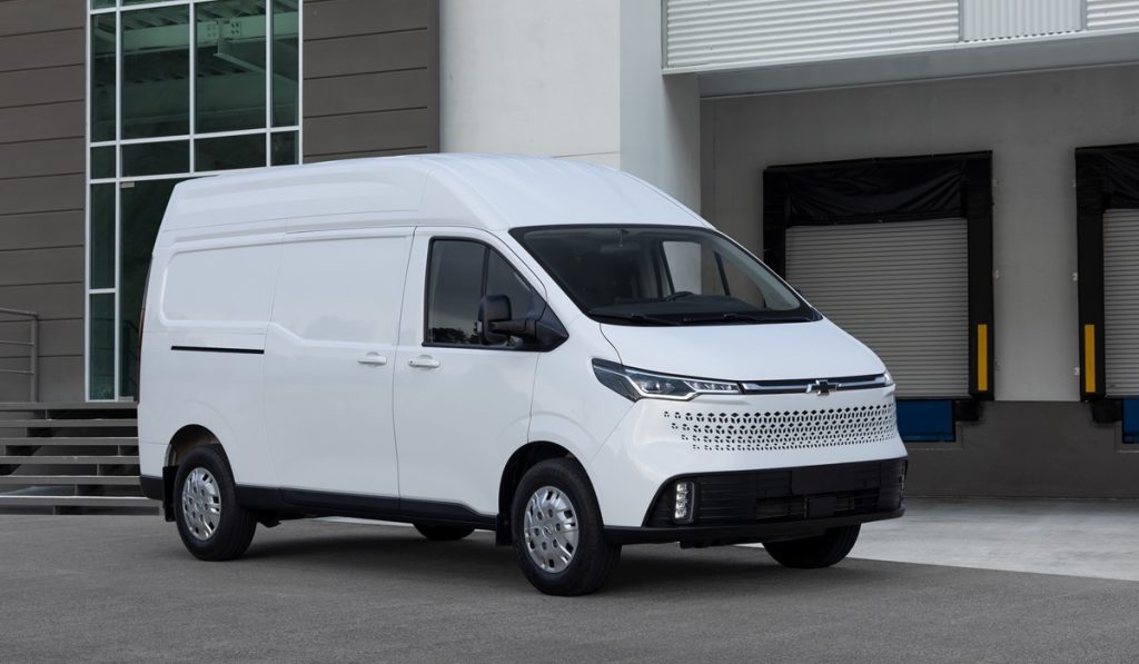 Chevrolet-Express-Max-2025