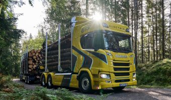 Scania-transporte-forestal-Suecia