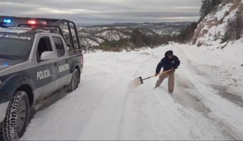 Chihuahua-cierre-de-carreteras-tormenta-invernal