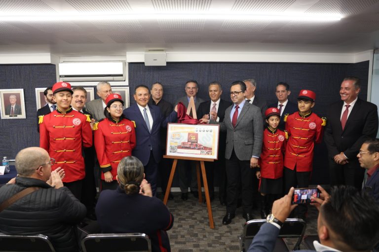 Lotería Nacional conmemora con billete el 35 aniversario de Canacar 