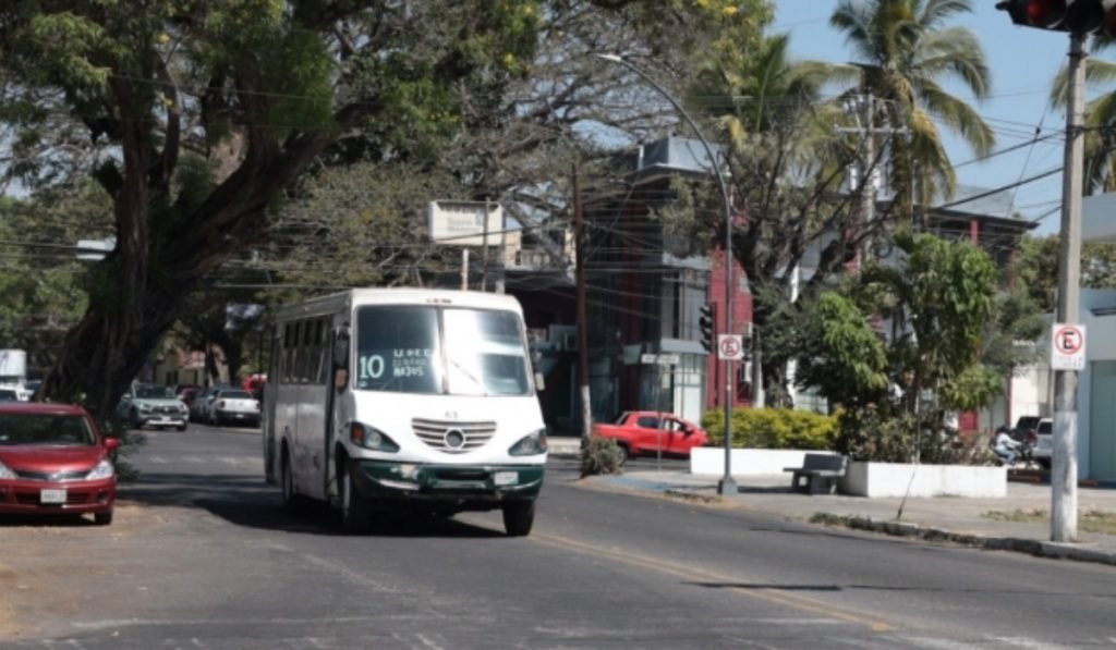 capacitacion-operadores-transporte-publico-colima