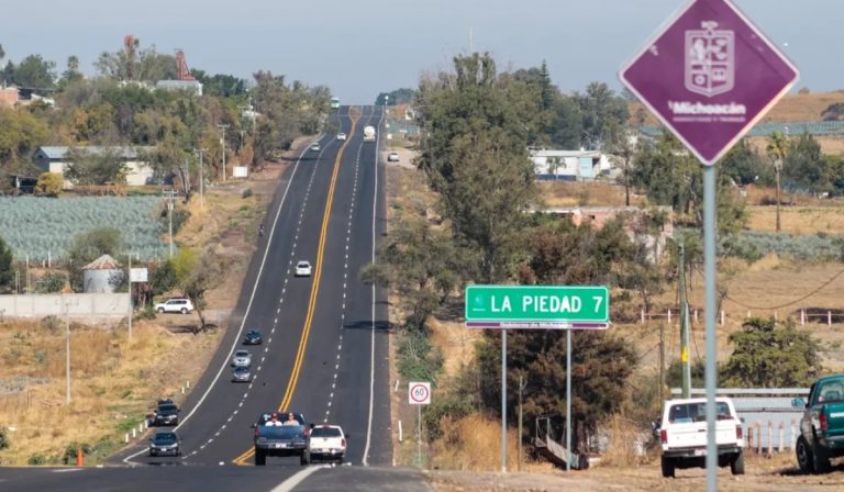 Rehabilitación-carretera-Michoacán