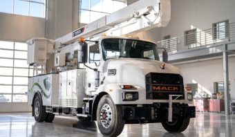 Mack-Trucks-Terex-Utilities