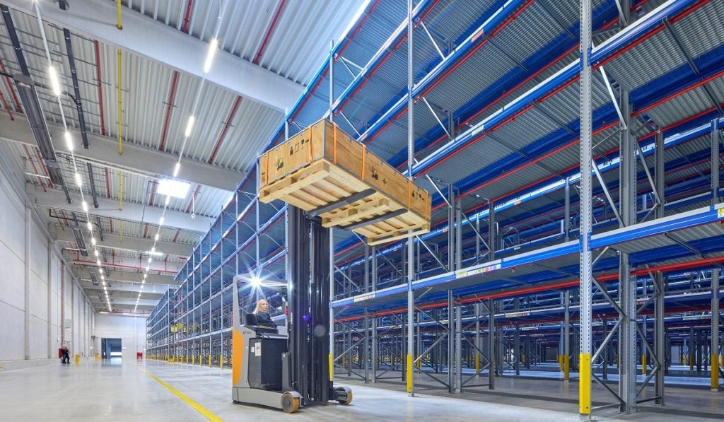 MAN-centro-logistico