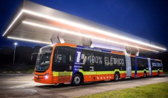 Volvo Buses arranca la producción de unidades eléctricas articuladas y biarticuladas en Brasil
