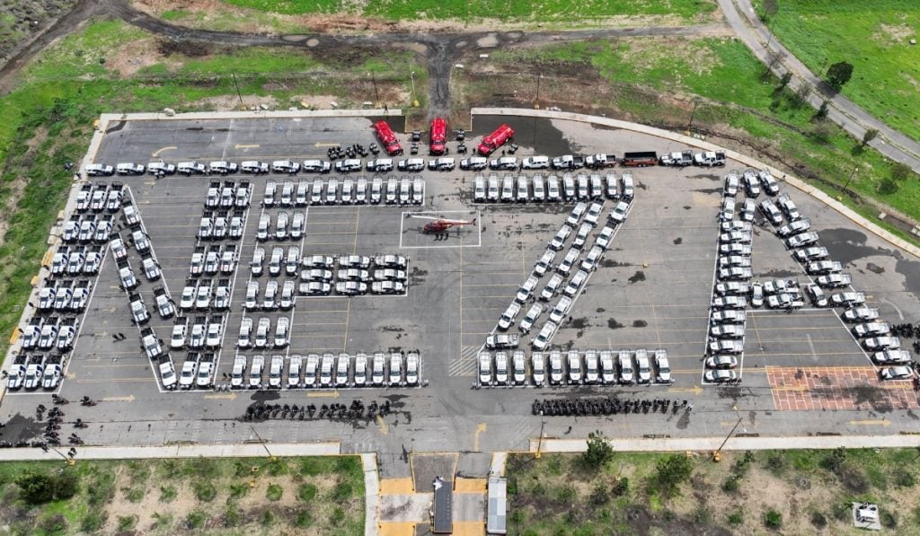 Entrega-de-patrullas-Neza