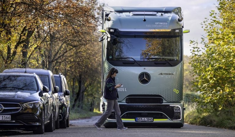 Mercedes-Benz-Trucks