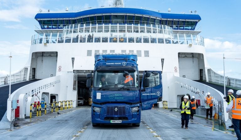Renault-Trucks-y-KuehneNagel