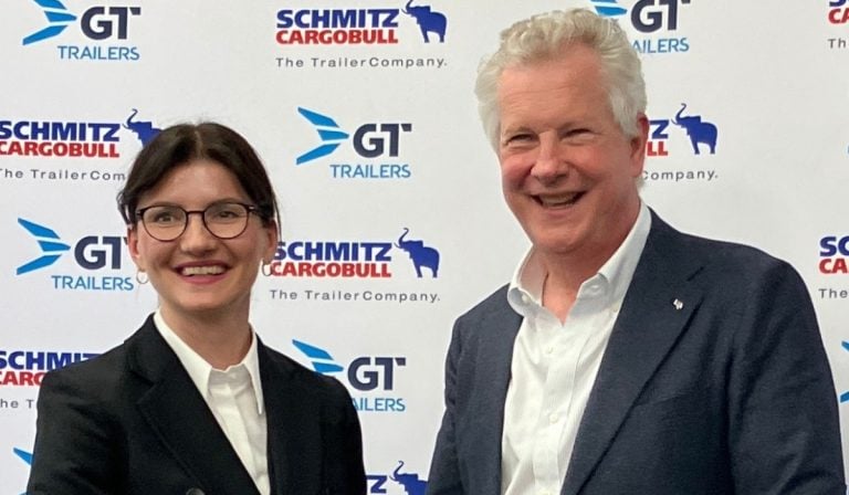 Schmitz-Cargobull-y-GT-Trailers