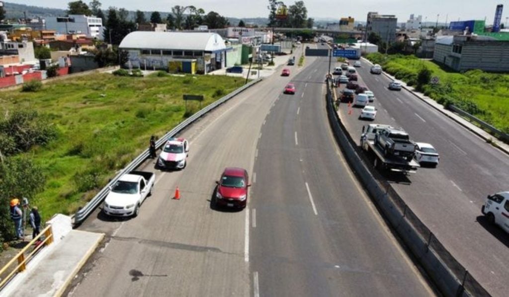 Distribuidor-vial-carretera121