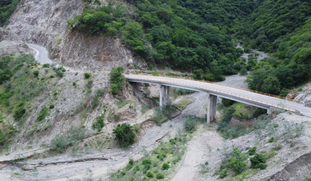 Carretera-San-Ignacio-Tayoltita