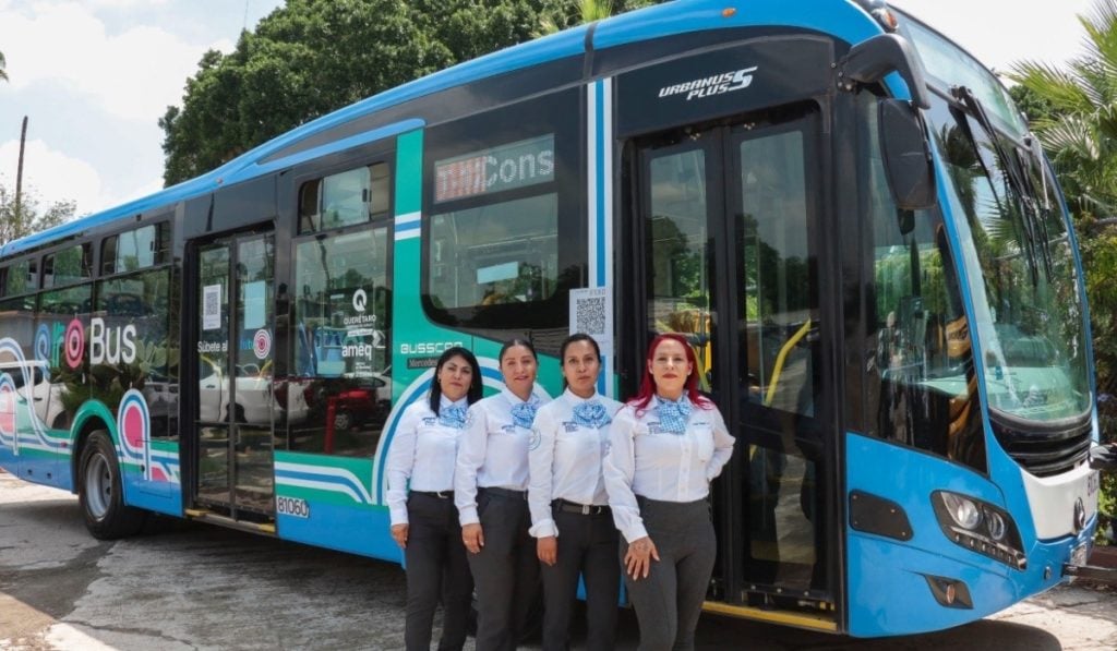 Autobuses-Mercedes-Benz-Qrobus
