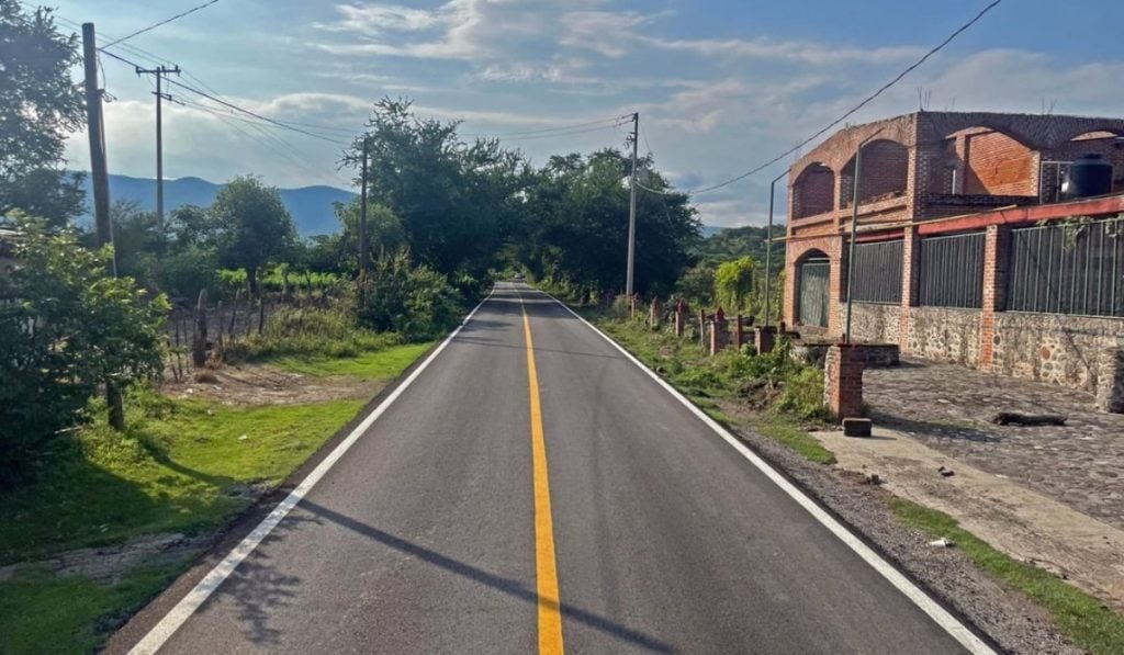 Rehabilitación tramo carretero Miacatlán-Palo Grande