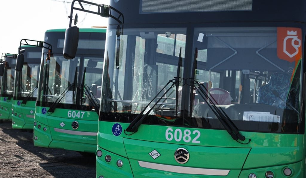 Autobuses-Golden-Dragon-NL