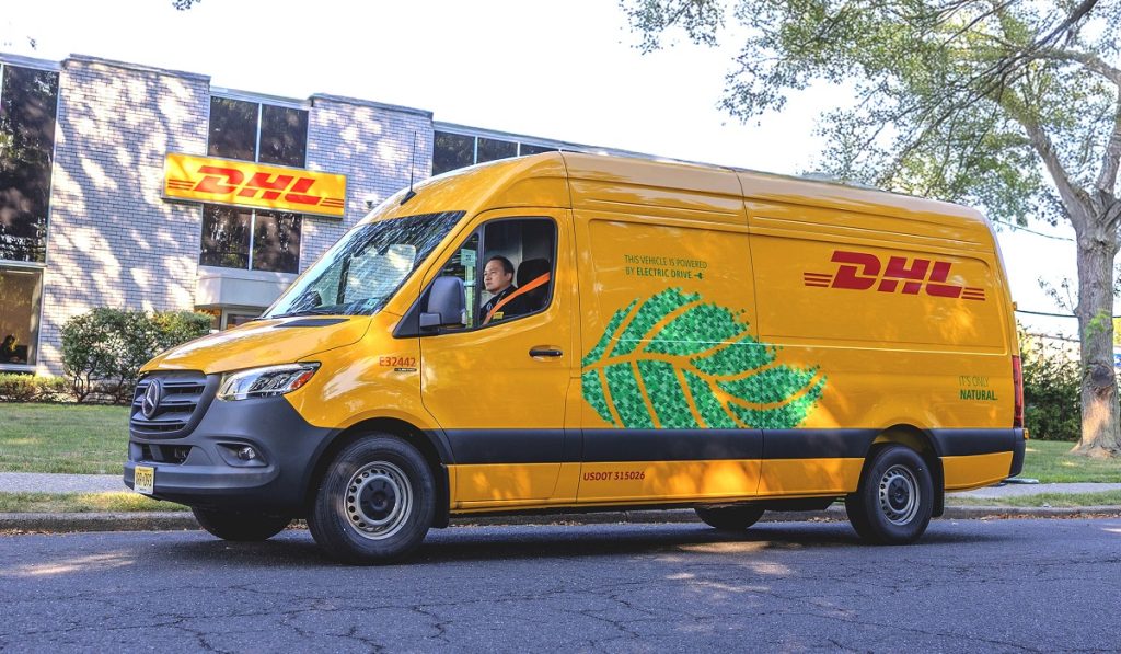 DHL-Express-Mercedes-Benz-eSprinter