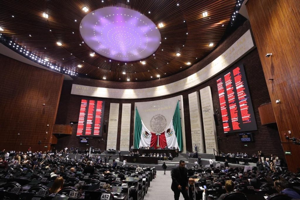 Diputados aprueban reforma a la Ley Aduanera; advierten de retroceso en el comercio