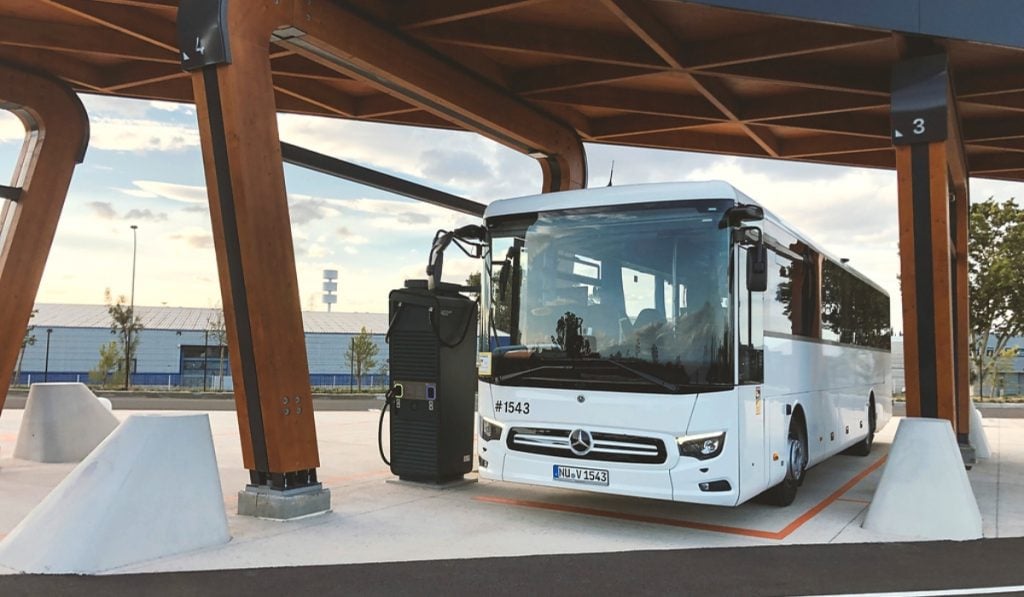 Estaciones-de-carga-para-foraneos-Daimler-Buses
