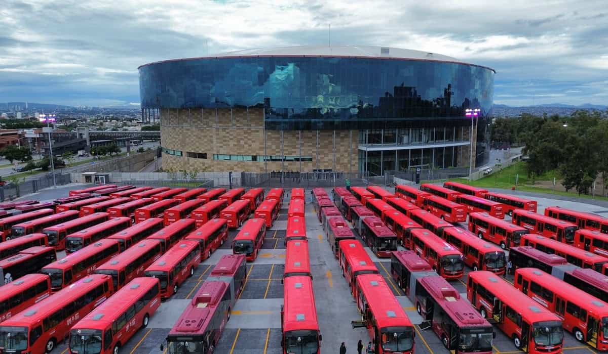 Jalisco refuerza servicio de transporte público con 75 autobuses ...