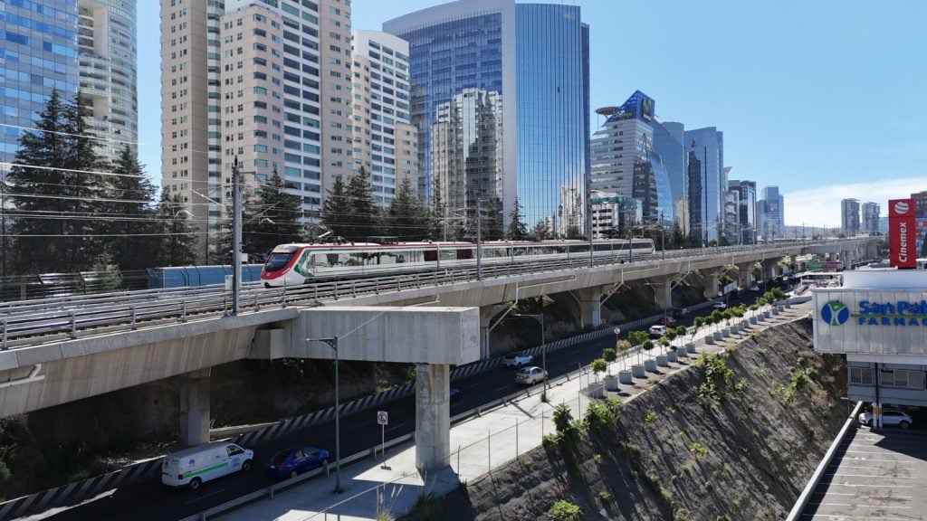 tren-interurbano-Toluca-santa-fe-pruebas