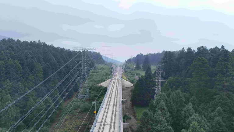 Tren-Interurbano-Mexico-Toluca