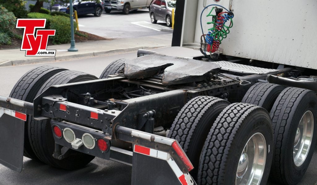 En octubre, venta de tractocamiones reporta su mayor caída del año