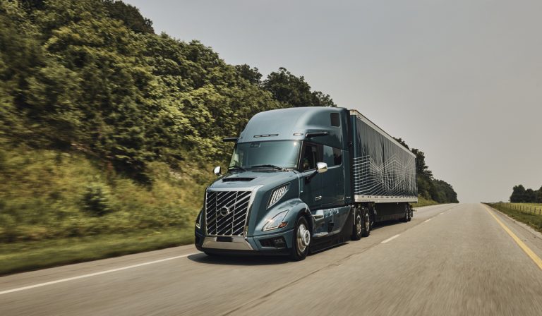 Hayway Group arranca operaciones en EU a bordo de 80 Volvo VNL