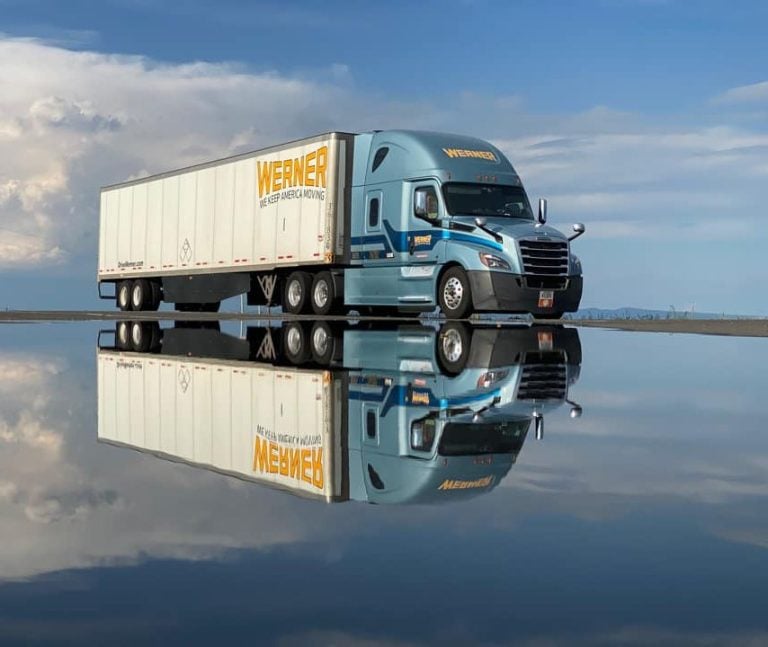 Werner ‘nutre’ su cartera de transporte dedicado con la compra de FirstFleet