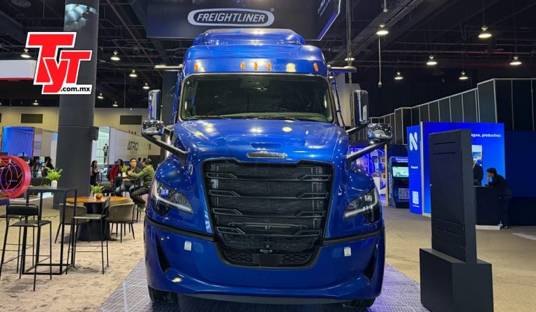 Freightliner Cascadia-Daimler-Truck-México
