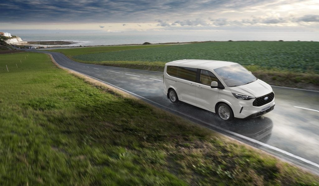 Ford-Transit-Tourneo-2026