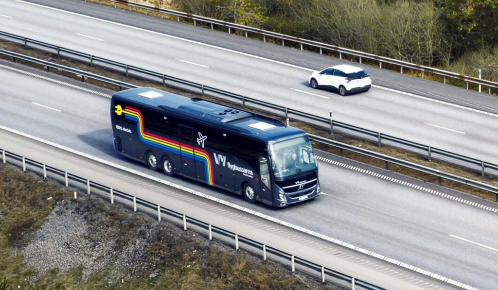 A rodar en Europa el primer autobús eléctrico Volvo para largo recorrido