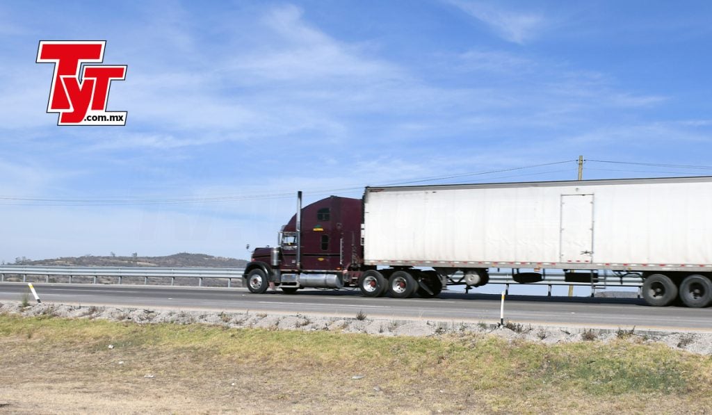 Emplacamiento federal reporta en 2025 su mayor caída en los registros de DGAF