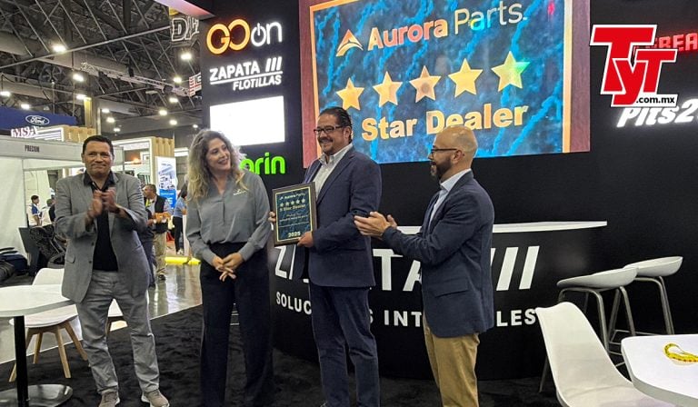 Desde Expo Proveedores del Transporte y Logística 2026, Grupo Zapata sumó un nuevo motivo de celebración a su aniversario número 70, un reconocimiento otorgado por Aurora Parts, resultado del desempeño comercial y la consolidación de su relación de negocio.