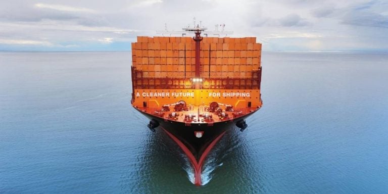 Hapag-Lloyd-Kuehne-Nagel-buque-maritimo