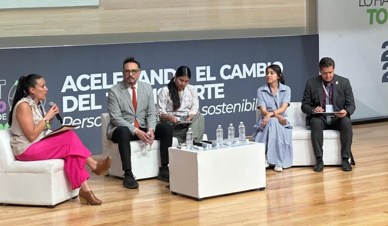 Mujeres panel CIT