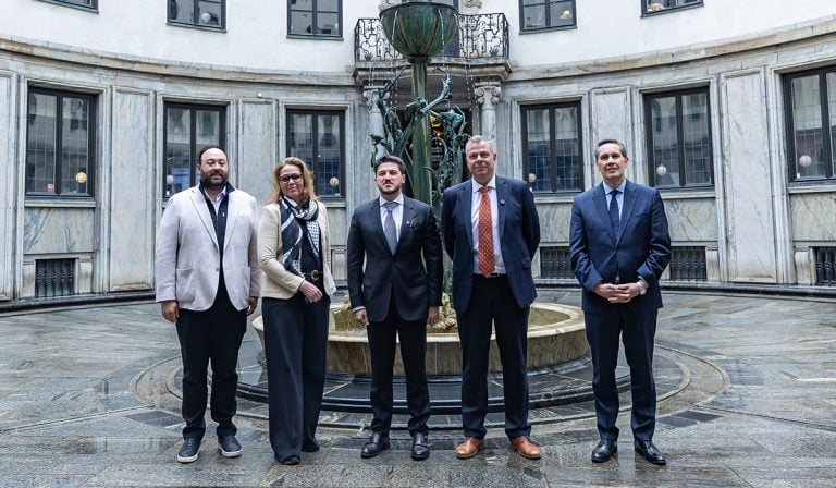 Planta de Volvo Group en Nuevo León iniciará operaciones en el verano: Samuel García