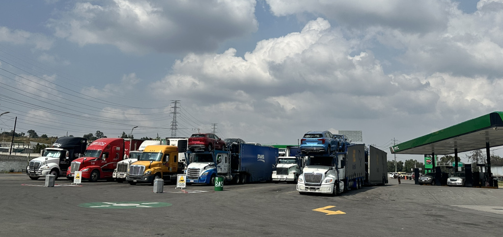 Precios del autotransporte de carga aceleran 4.01% en mayo