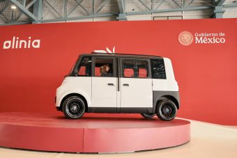 Presentan prototipo de Olinia 1, vehículo eléctrico con 50% de contenido nacional