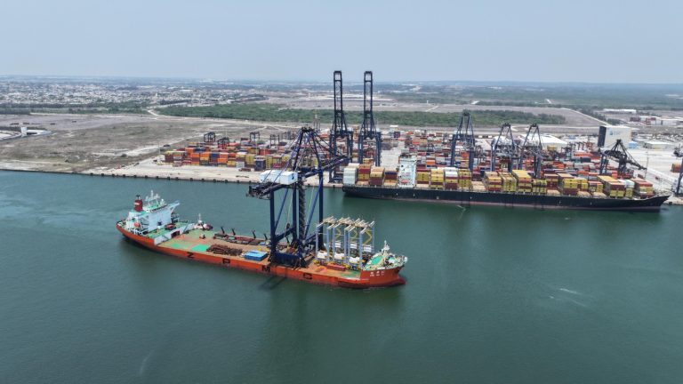 Puertos-Lazaro-Cardenas-TEUs