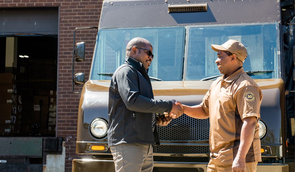 UPS invierte 50 mdd en logística para la industria automotriz de la región T-MEC
