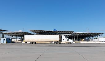 Autotransporte México-EU arranca 2026 con cifras récord en valor de carga